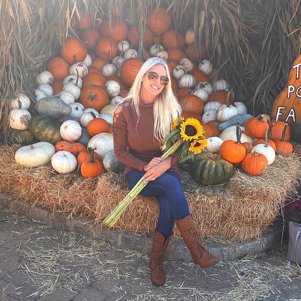 Meet your Posher, Helen